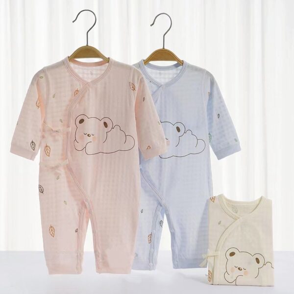 Baby Girl/Boy Cotton Bear Printed Long-sleeve Jumpsuit